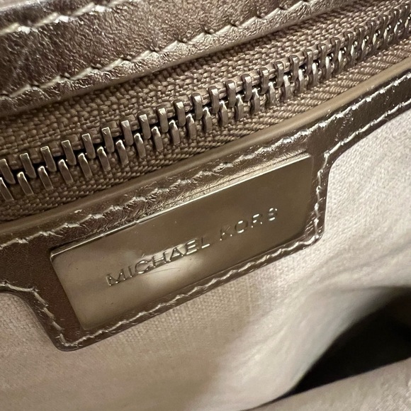 Michael Kors Collection Skorpios Pewter Tote - Picture 6 of 15